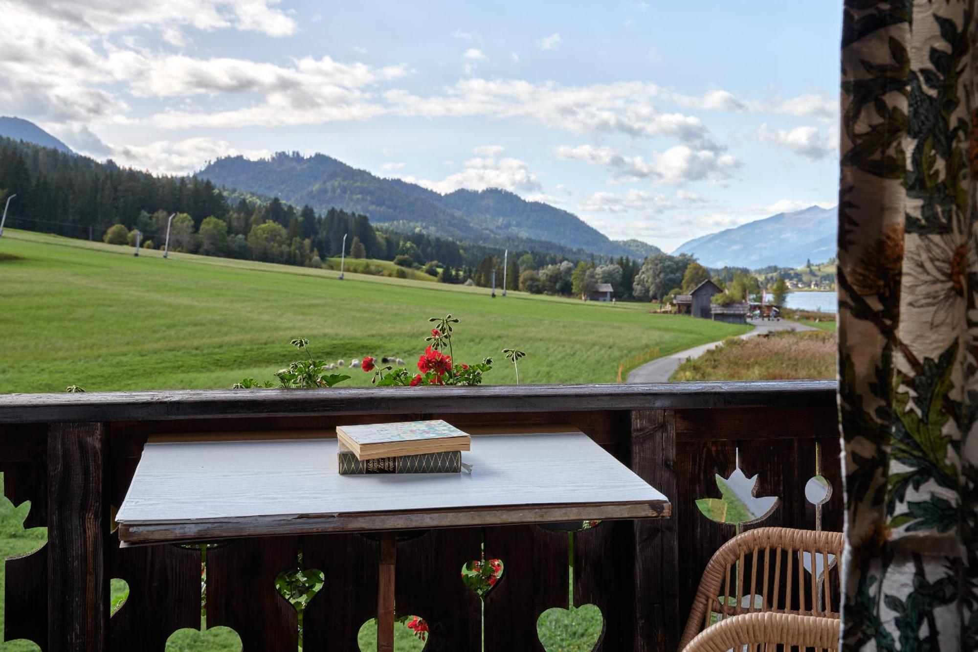 Hotel Harrida Weissensee Exteriör bild